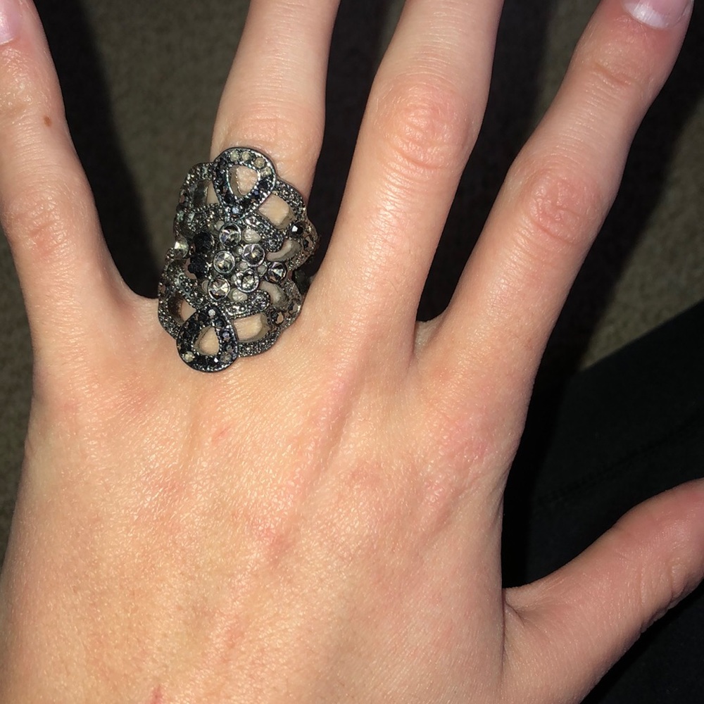 Staple Ring